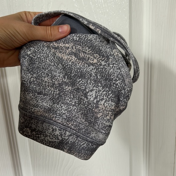 Lululemon Flow Y Bra - Picture 4 of 4